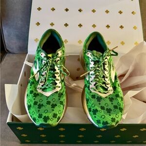 Brooks Limited Edition Green Shamrock Running Shoes EC sz 7
